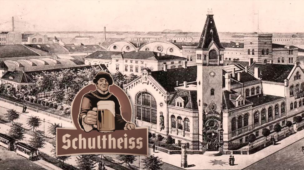 Montage: Logo von Schultheiss-Bier auf historischer schwarz-weiss-Zeichnung vom Gelände der Schultheiss-Brauerei (Quelle: rbb/Martin Langner/KOBERSTEIN FILM/IMAGO/Pond5 Images)