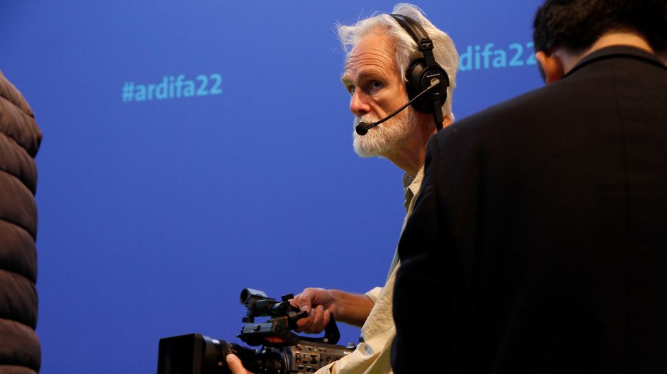 Kameramann IFA 2022 (Quelle: rbb)