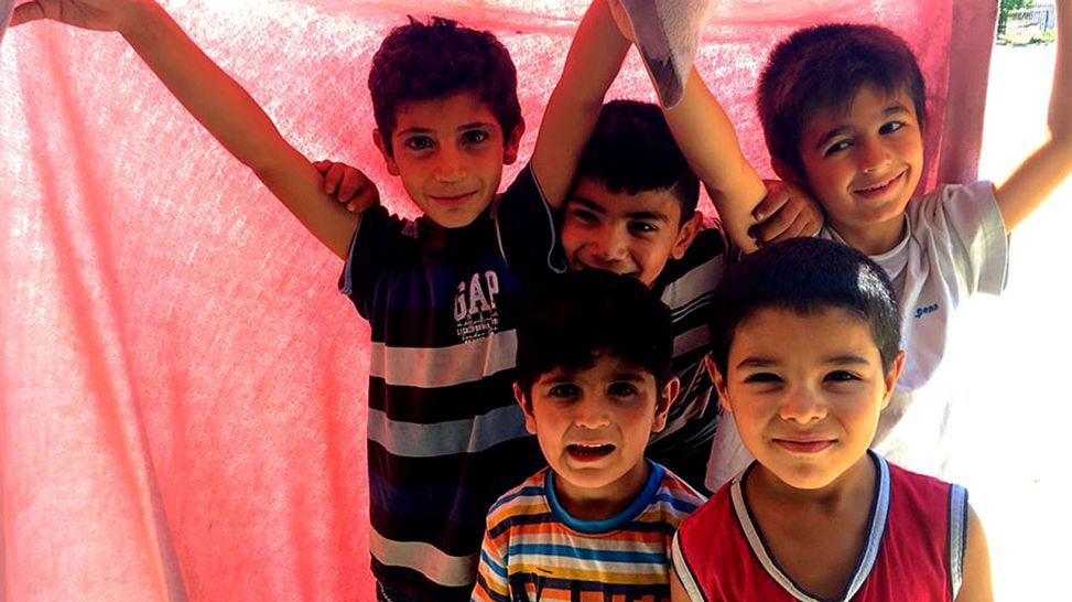 Nahe der bulgarisch-tuerkischen Grenze befindet sich das groesste Fluechtlingslager Bulgariens Kinder, Quelle: rbb