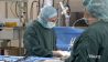 Schilddrüsen-OP Nachgefragt: Dr. Ingo Leister (Krankenhaus Waldfriede, Zehlendorf) entfernt einen Schilddrüsenlappen