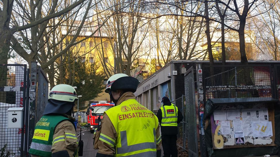 Feuerwehreinsatz in Gerhart-Hauptmann-Schule in Berlin-Kreuzberg (Quelle: rbb/Thomas Weber)