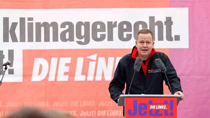 Archivbild: Klaus Lederer bei der Auftaktveranstaltung zum 48-Stunden-Wahlkampf der Partei Die Linke am Neptunbrunnen. (Quelle: dpa/Geisler)