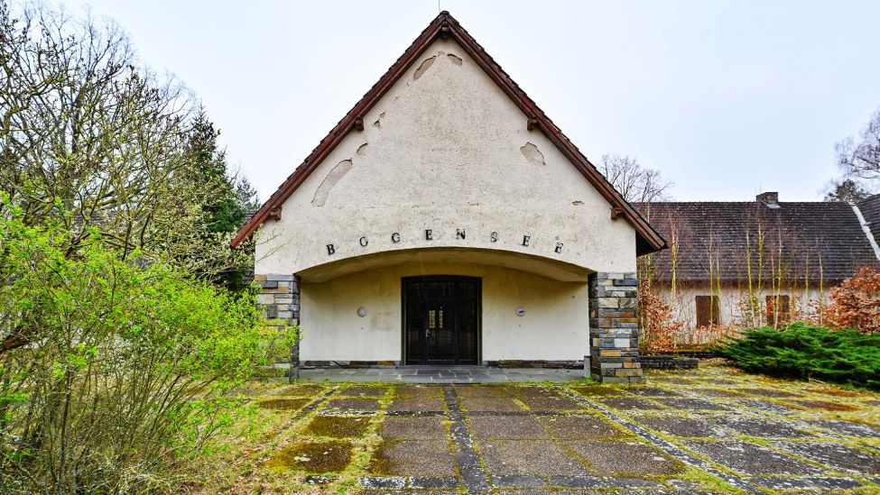 Archivbild:Die ehemalige Villa von Reichpropaganda-Minister Joseph Goebbels auf dem Areal am Bogensee am 22.03.2024.(Quelle:picture alliance/dpa/P.Pleul)