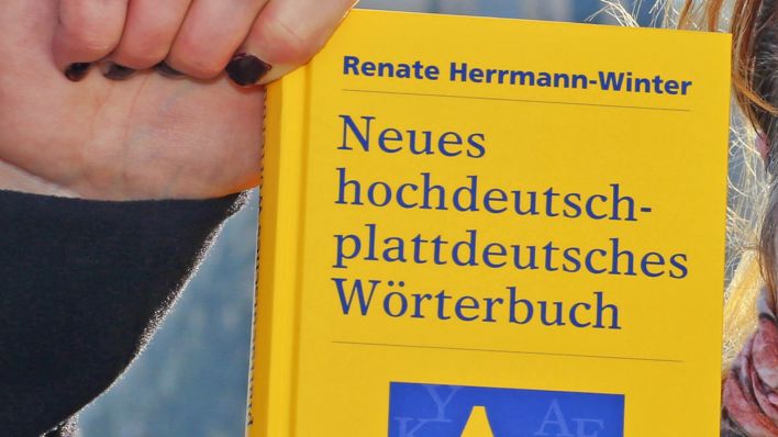 Plattdeutsches Wörterbuch.(Quelle: picture alliance/Jens Büttner)