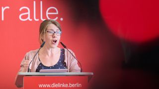 Archivbild:27.04.2024, Berlin: Franziska Brychcy (Die Linke), Landesvorsitzende spricht auf dem Parteitag in Vienna House by Wyndham Andel's Berlin.(Quelle:dpa/A.Riedl)