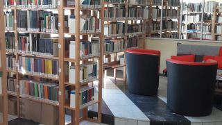In der Niedersorbischen Bibliothek - Wendisches Haus Cottbus