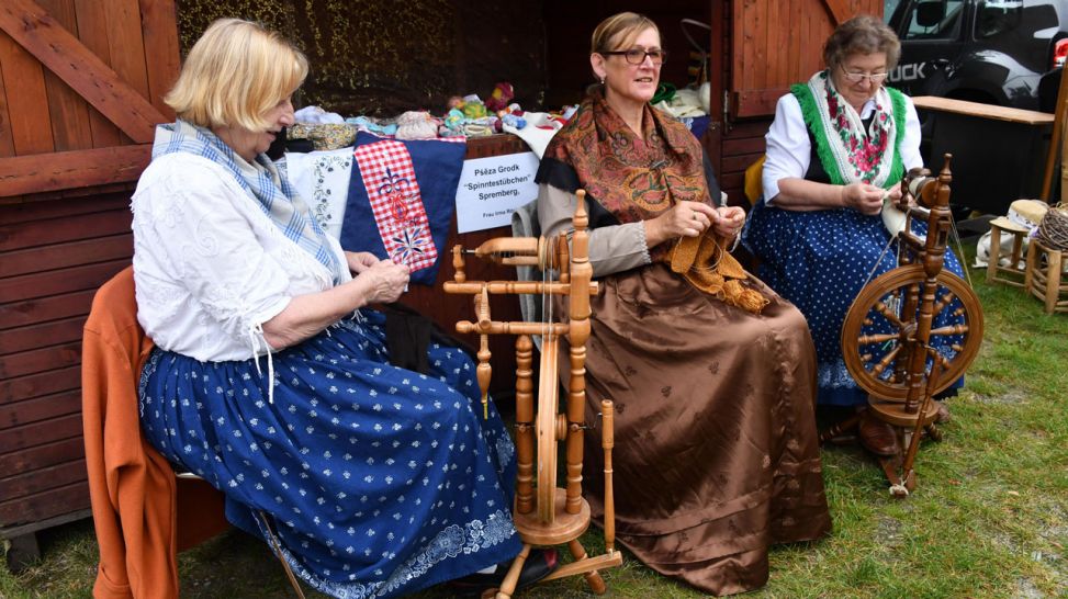 Festival der sorbischen/wendischen Kultur 2016 in Jänschwalde: Darstellung von Tradition und Handwerk (Quelle: Michael Helbig)