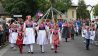 Festival der sorbischen/wendischen Kultur 2016 in Jänschwalde: Festumzug/Sorbisches Folkloreensemble Schleife (Quelle: Michael Helbig)
