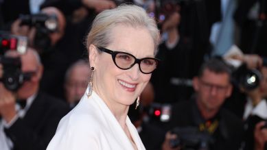 77. Cannes Film Festival: Meryl Streep auf dem Roten Teppich, vor dem Eröffnungsfillm "Le Deuxième Acte"; © picture alliance/imageSPACE/Sipa USA