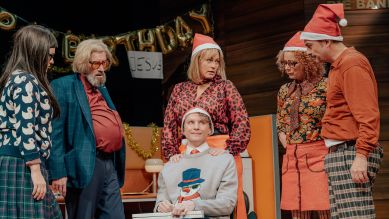 Renaissance Theater - Die Weihnachtsfeier; © Ann-Marie Schwanke-Siegersbusch