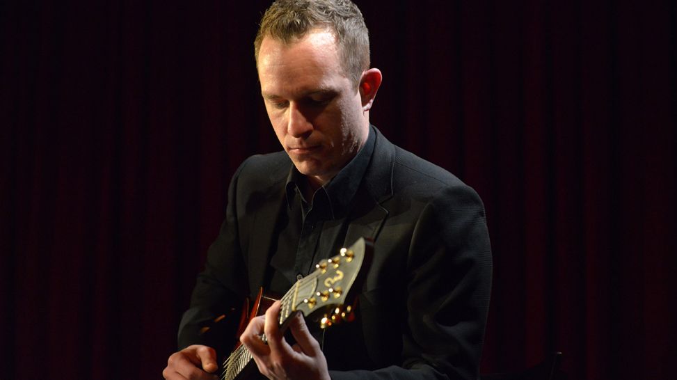 Benedikt Reidenbach; Gitarre; Foto: Thomas Ernst