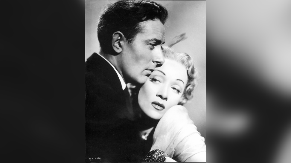 Marlene Dietrich in dem Spielfilm "Die Rote Lola" von 1950.