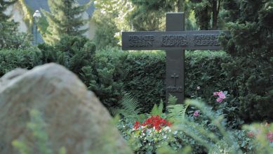 Grabstätte von Jochen Klepper und Familie in Berlin-Nikolassee; Foto: Jochen Jansen / CC