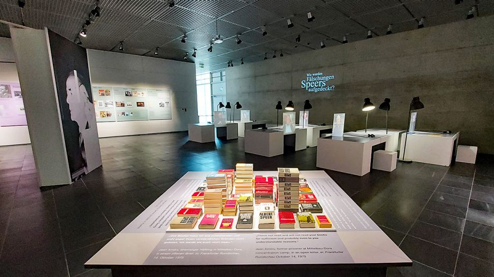 Topographie des Terrors: Albert Speer in der Bundesrepublik – Ausstellungsüberblick; © KUvD/Stiftung Topographpie des Terrors