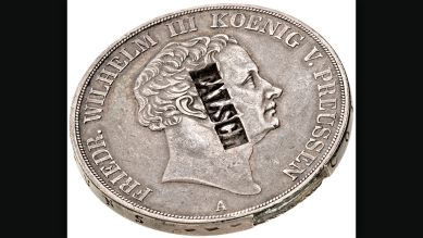Fälschung für den Geldumlauf eines preußischen Doppeltalers 1840 © Staatliche Museen zu Berlin, Münzkabinett / Franziska Vu