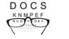 Sehtest: Buchstabentafel im Hintergund, darüber eine Brille, Buchstaben hinter den Brillengläsern scharf (Quelle: imago/CHROMORANGE)
