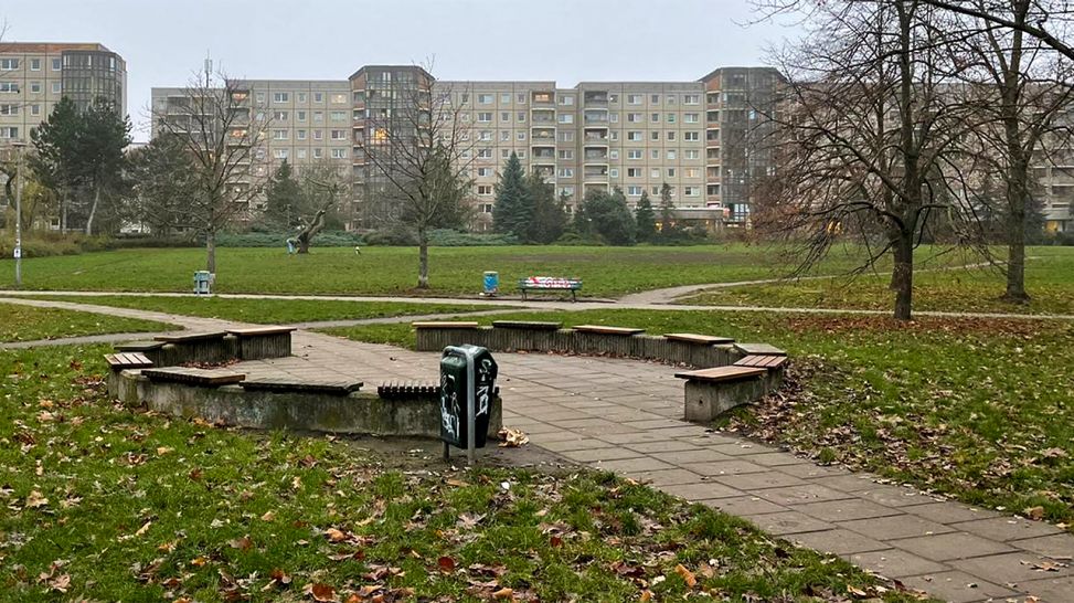 Der Ernst-Thälmann-Park: Rondell; © Armin Stapel