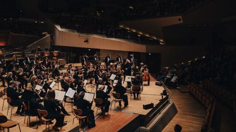Sir Simon Rattle / London Symphony Orchestra © Adam Janisch
