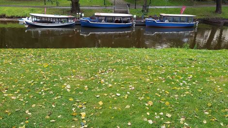 Herbst in Rigas Parks – Kanalboote; © dpa/Russian Look/Victor Lisitsyn