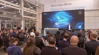 Präsentation im Mercedes-Werk in Marienfelde. Bild: rbb