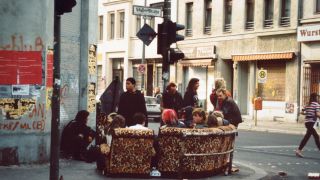 Punker 1991 in Berlin-Kreuzberg (Bild: picture-alliance / akg-images / L. M. Peter)