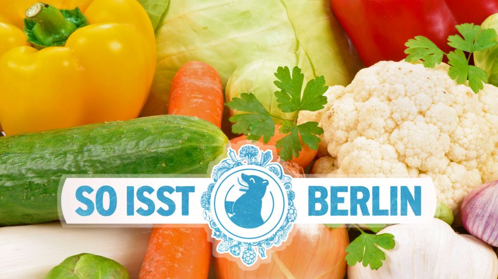Verschiedene Gemüsesorten hinter dem Logo von "So isst Berlin", Quelle: rbb