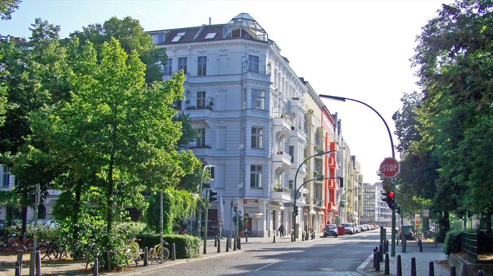Der Stuttgarter Platz von der Windscheidstraße aus, Bild: dpa