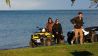 Sascha Hingst und Quadfahrer mit Quads am See (Quelle: Elia Brose)