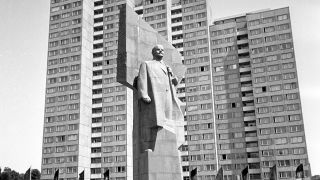 Lenindenkmal am Leninplatz in Berlin, Bild: imago/Marco Bertram