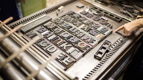 Old typography printing machine (Quelle: Simone Maruccia/Fotalia)