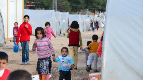 Flüchtlinge Suruc, Turkey (Quelle: Istock/RadekProcyk)