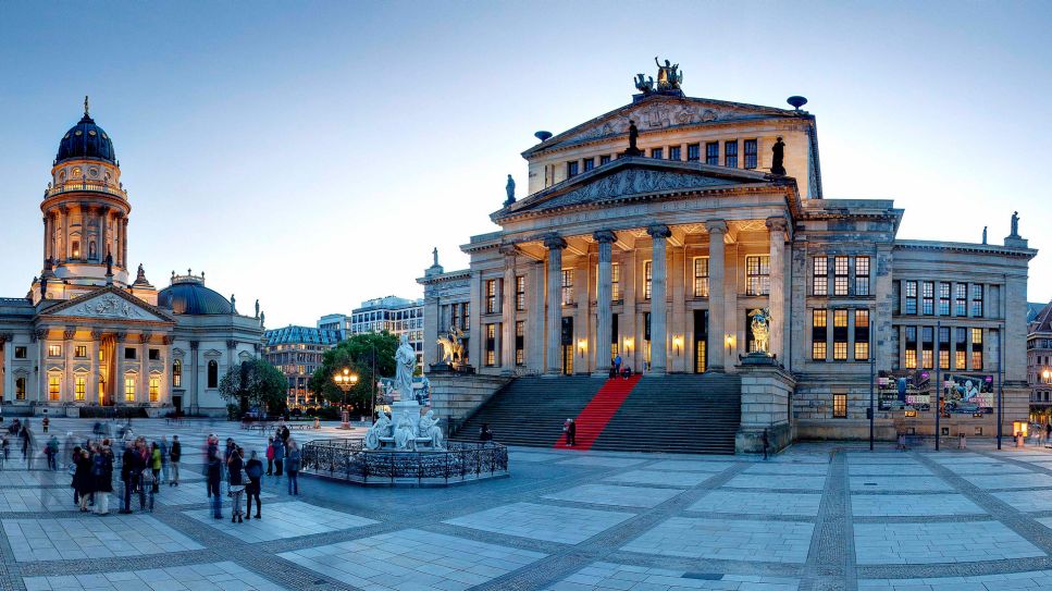 Das Konzerthaus Berlin bei Abendlicht (Quelle: Sebastian Runge)