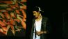 Yusuf auf der Bühne im Jugendclub Naunynritze, Foto: karin Laubenstein/ rbb