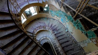 Treppenaufgang im Sanatorium © rbb/Manfred Selle