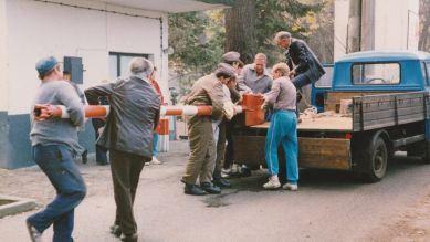 Abbau des Schlagbaumes 1989 (Bild: rbb/Schultz)