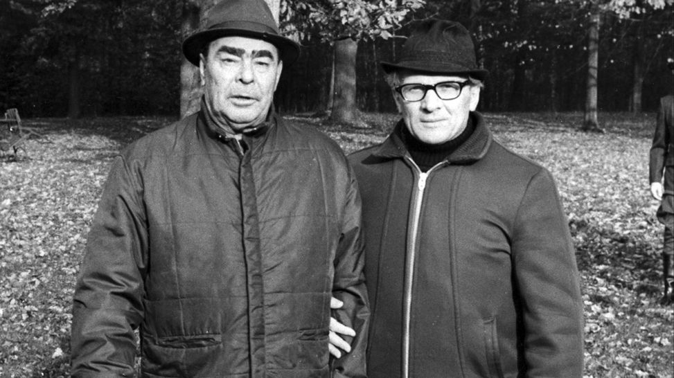 Eine Jagdfreundschaft, Kremlchef Leonid Breschnew und SED-Chef Erich Honecker. © rbb/BStU