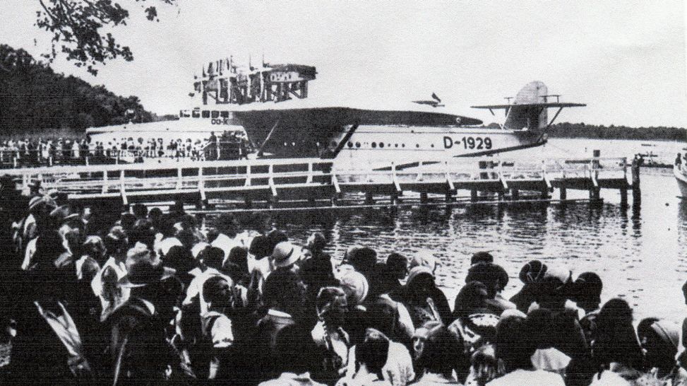 Im Mai 1932 landet das Flugboot DO-X nach einer zweijährigen Weltreise auf dem Müggelsee (Bild: rbb/Wolfgang Behrendt)