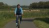 Sascha Hingst mit dem Fahrrad unterwegs an der Havel. Quelel: rbb