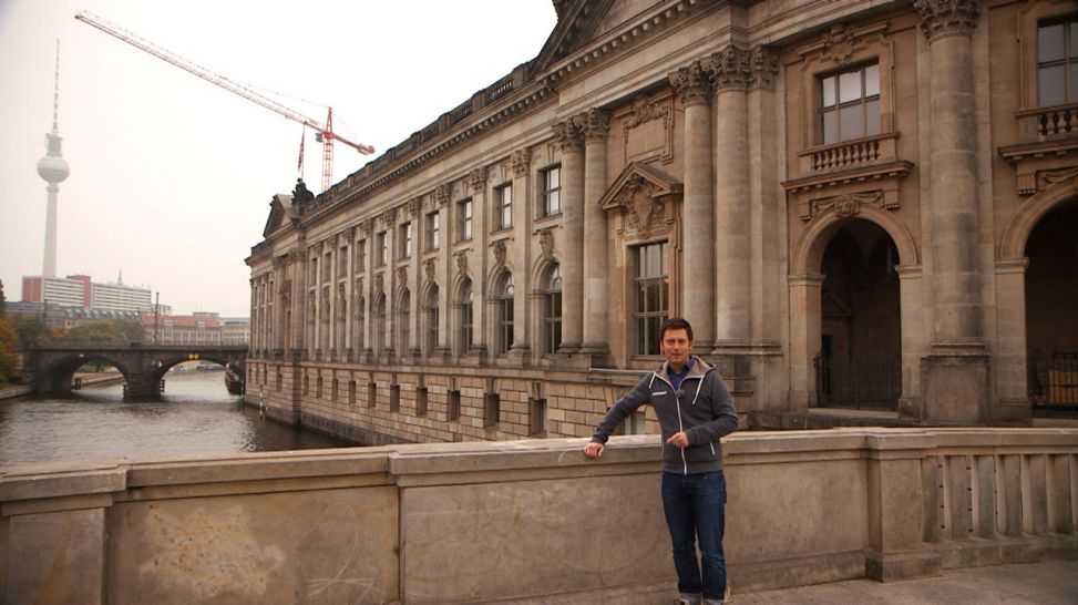 Sascha Hingst in Berlin auf der Museumsinsel, Quelle: Thomas Lütz