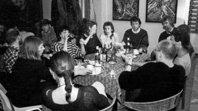 Treffen der Potsdamer Boheme im "Café Heider" in den 70er Jahren (Bild: ARD/rbb/Renate Wullstein)