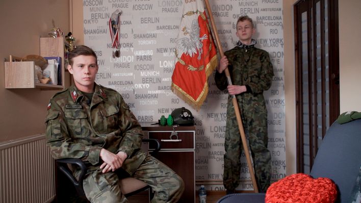 Junge polnische Paramilitärs © rbb/Adrian Bartocha/Jan Wiese