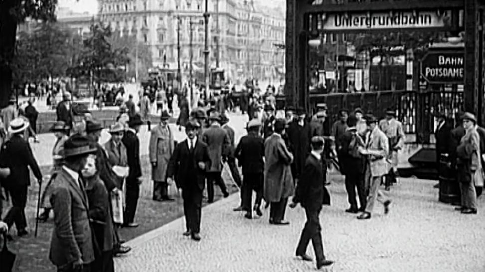 Berlin in den 20er Jahren (Bild: rbb)