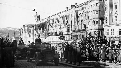 Adolf Hitler in Linz, 13. März 1941 © rbb/Archiv der Stadt Linz