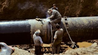 Ausbesserungsarbeiten an der Erdgasleitung am Bauabschnitt Perm, 1980er, Russland (Bild: MDR/Thomas Helm)