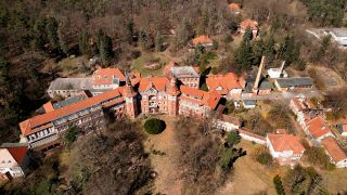 Lost Places - Klinikruinen: Das Tuberkulose-Schloss im Wald, Foto: rbb/Noahfilm