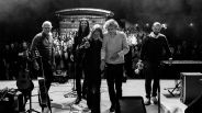 Wenzel und Band auf der Bühne (Bild: rbb/MDR/Clip Film/Sandra Buschow)