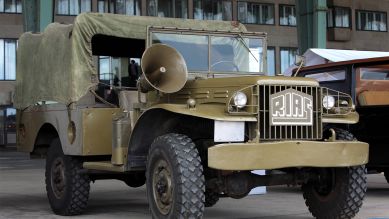 RIAS Übertragungswagen des US amerikanischen Militärs aus der Zeit der Berlinblockade (Bild: IMAGO / Enters)