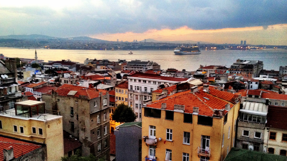 Über den Dächern von Istanbul 8.9.2012 (Quelle: rbb)