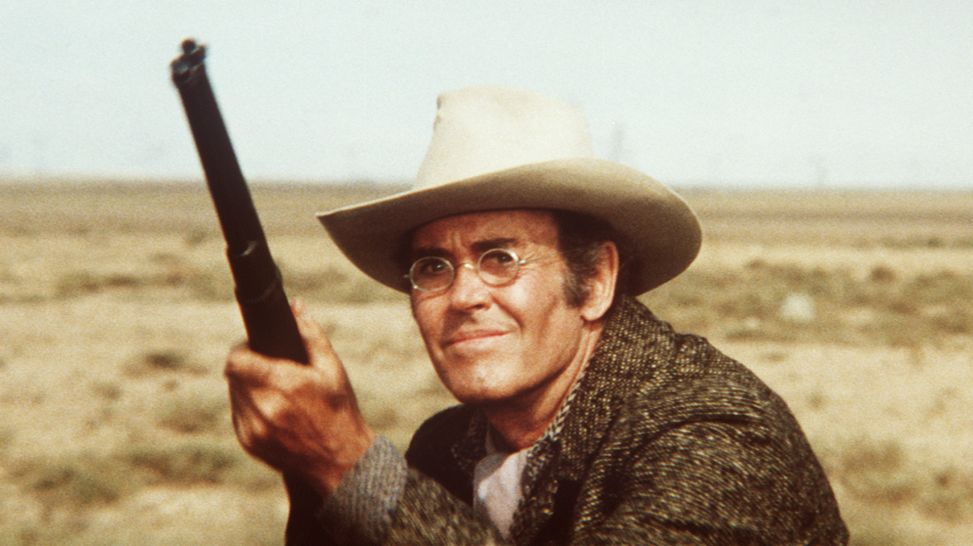 er alternde Revolverheld Jack Beauregard (Henry Fonda) hat sich im Wilden Westen viele Feinde gemacht. Bild zum Film: Mein Name ist Nobody, Quelle: rbb/BR/Tobis/Armando Nannuzzi