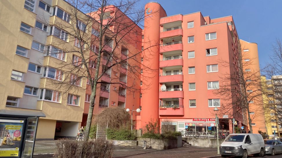 Frisch sanierte Neubauten im Brunnenviertel (Quelle: rbb/ Martina-Holling Dümcke)